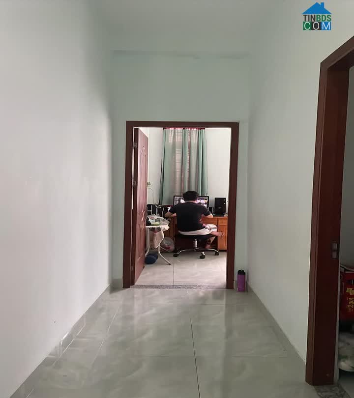 Ảnh Xe hơi đỗ cồng, Dương Đức Hiền, Tây Thạnh, Tân Phú, 120m2, 2 tầng, ngang 5m, nở hậu, gíá rẻ 1