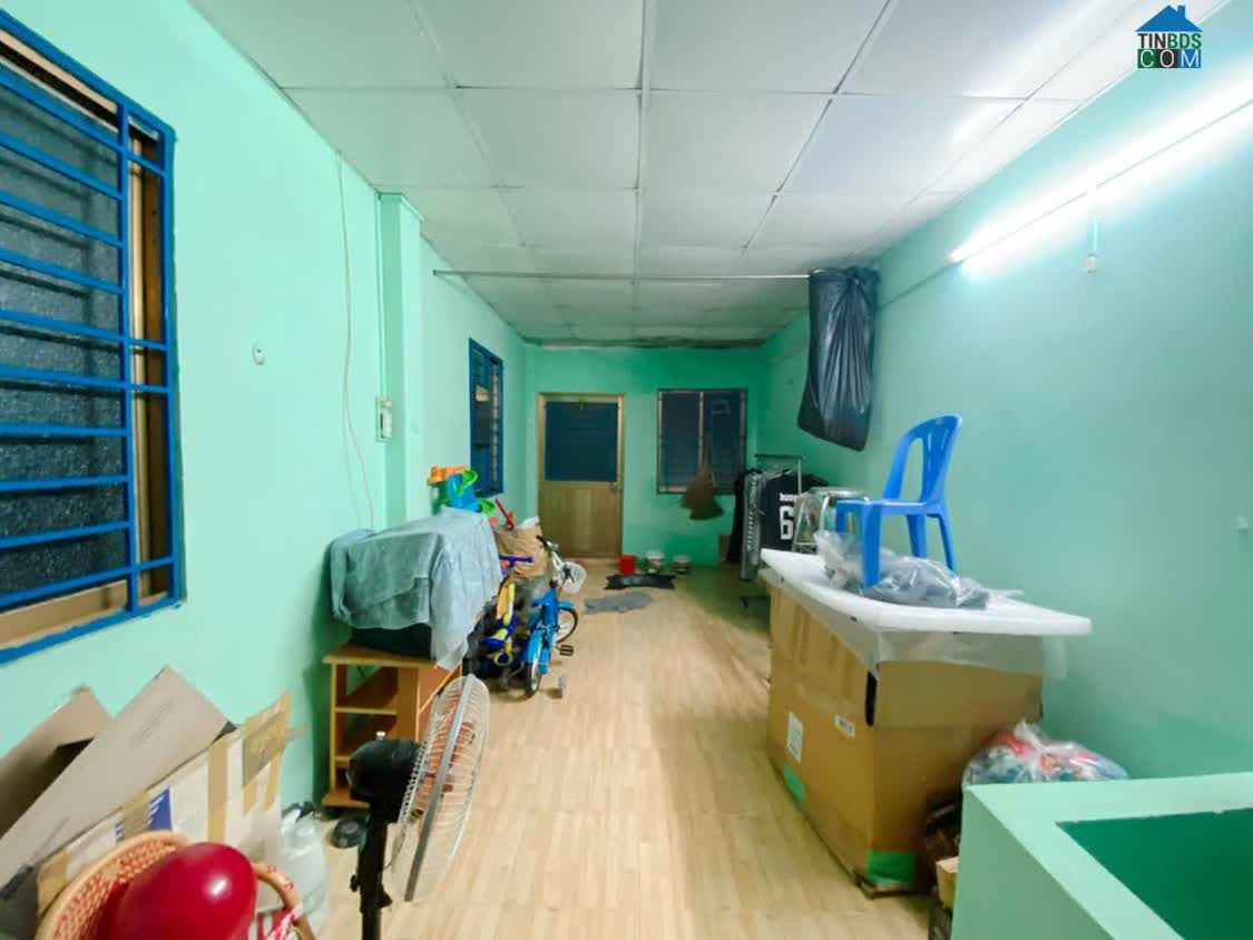 Ảnh Nhà 3 tầng ngay chợ Phạm Văn Hai, hơn 3 tỷ, hẻm thông 2