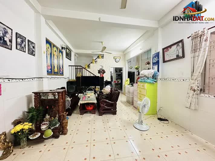 Bán nhà HXH Nguyễn Hồng Đào, P14, Tân Bình, 66m2, 2 tầng, ngang 5m.