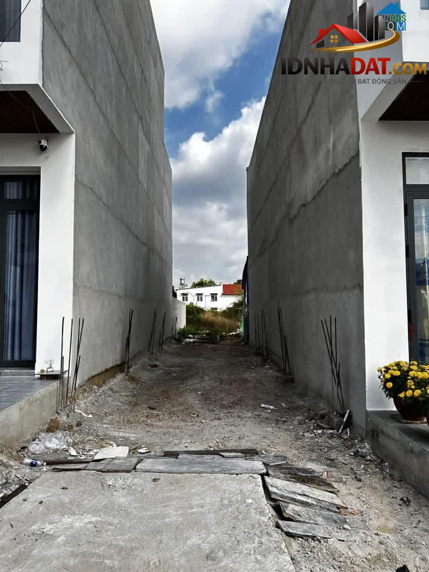 Ảnh Còn 2 lô đất thổ cư 120m2 ngay Trung tâm TDM, Bình Dương. 0