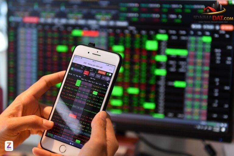 Đề xuất áp thuế 20% thu nhập từ bán cổ phần chưa niêm yết=Viết một bài báo khác về: Đề xuất áp thuế 20% thu nhập từ bán cổ phần chưa niêm yết