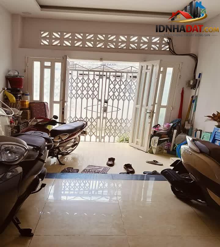 Ảnh Bán nhà Hẻm 3m Bàu Bàng, P13, Tân Bình, 77m2, 2 tầng, cách mặt tiền vài bước chân, giá rẻ 0