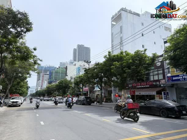 Bán lô đất biển VIP 2 mặt tiền đường Hồ Nghinh, Sơn Trà, Đà Nẵng