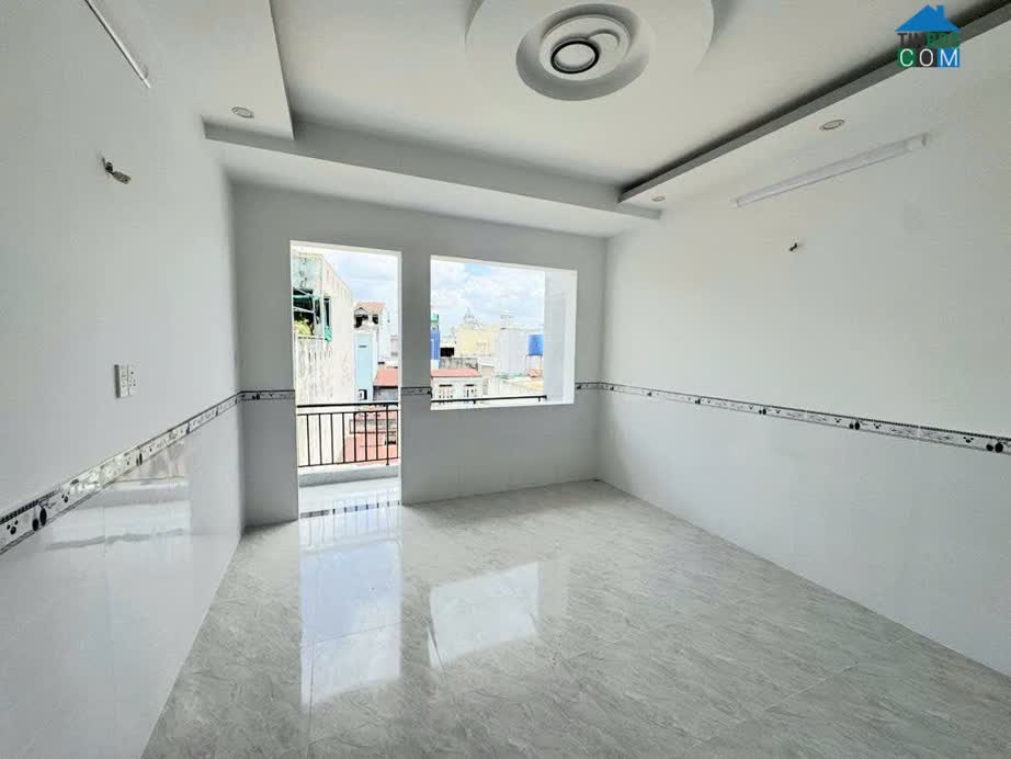 Ảnh Bán Nhà Hẻm Xe Hơi Đường Trần Thủ Độ, Tân Phú, DT4x15m,3Tầng, 4PN,4WC. 3