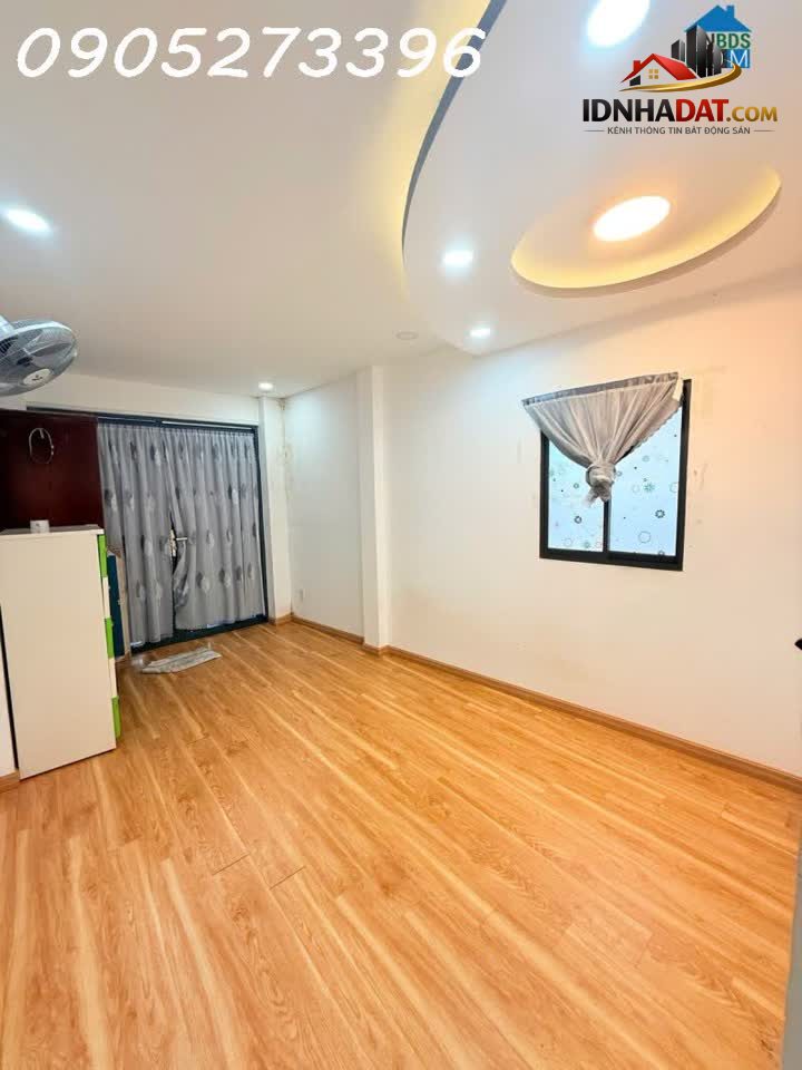 Ảnh Ngay CMT8 - Phạm Văn Hai, 33M2 2 Tầng 2PN Lô Góc Cực Thoáng, Nở Hậu Hoàn Công Đủ, Chào Chỉ 4.1 Tỷ TL 4