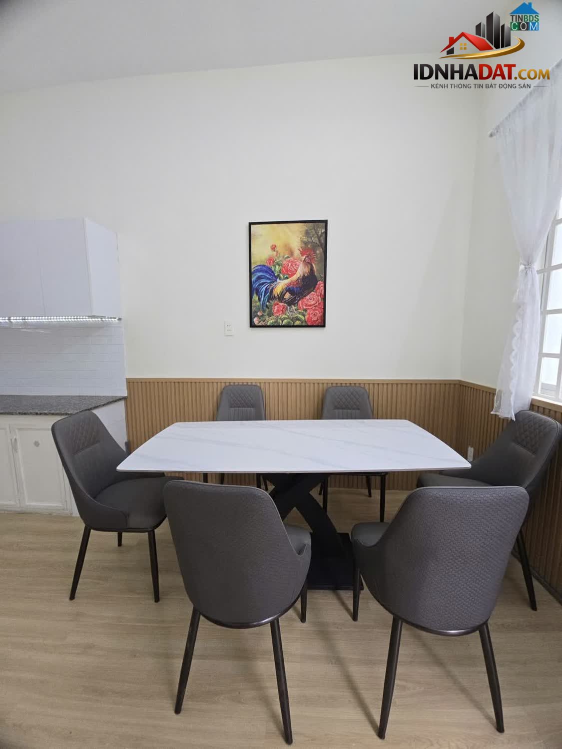 Ảnh Chỉ 4.3 Tỷ Sát Mặt Tiền Lê Văn Quới HXH 38M2 2 Tầng BTCT 2PN 1WC 2