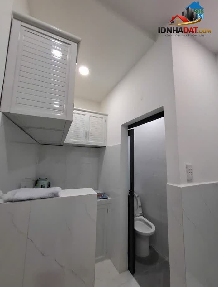 Ảnh Bán nhà hẻm thông Âu Cơ, sổ hồng riêng hơn 1 tỷ 1