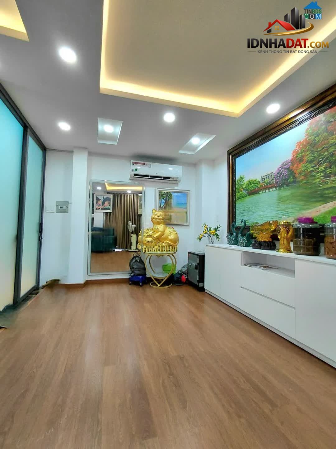 Ảnh Bán Nhà Hẻm Xe Tải Đông Hồ P.8 Tân Bình Ngang 6,15m X 5,2m Giá 6.5t TL 3