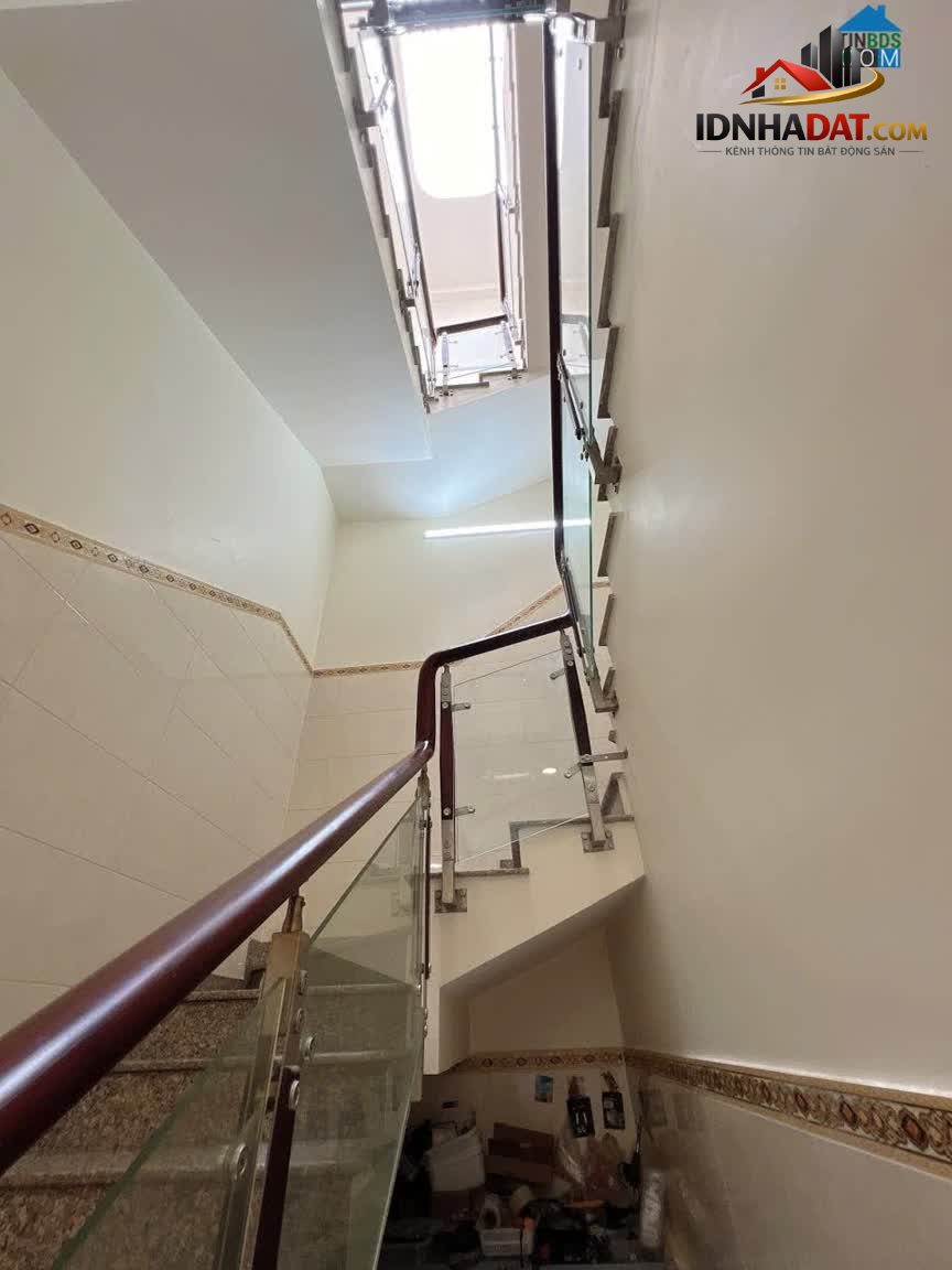 Ảnh B.Án Gấp Khu Biệt Thự Đắc Địa Dương Khuê – DTSD 240M (2) Xây Dựng Kiên Cố, Văn Minh – SHR Vuông... 1