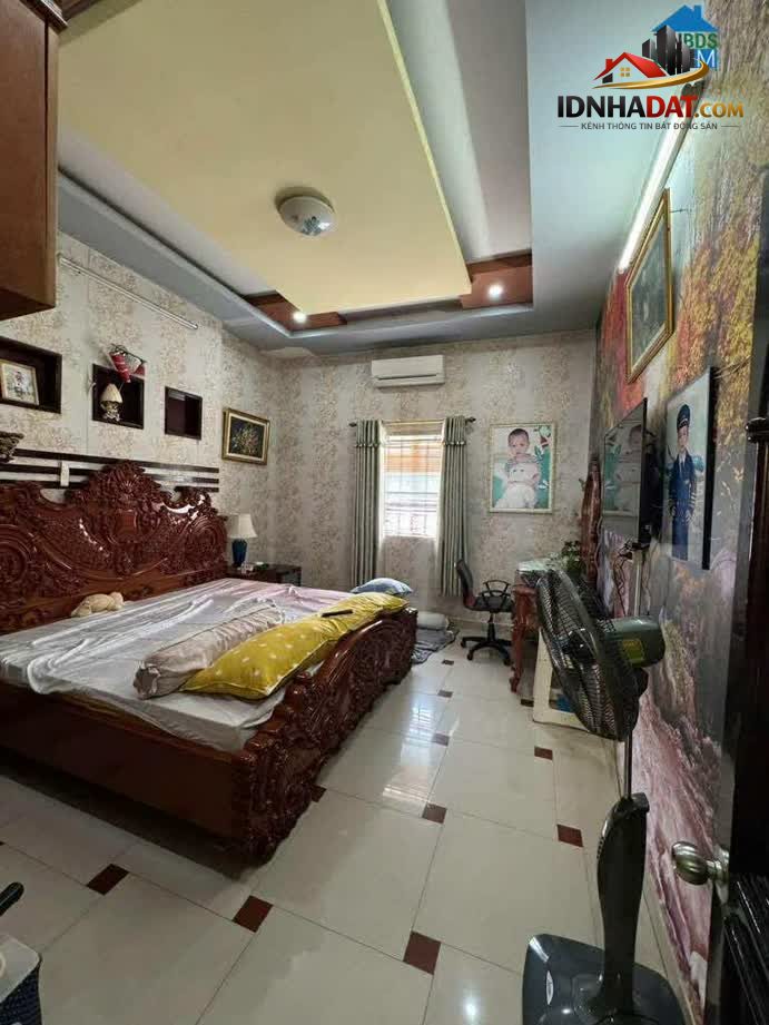 Ảnh Chủ giảm 1.3 tỷ giá mới 10.2 tỷ TL, 68 m2 , 1 trệt 2 lầu đường vườn lài , Tân Phú 1