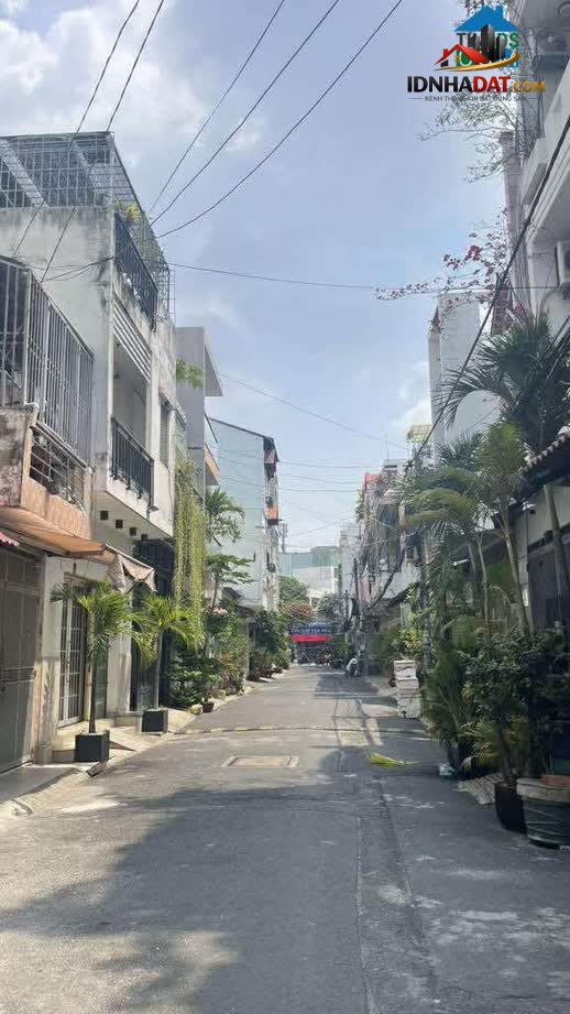 Ảnh Chủ giảm 1.3 tỷ giá mới 10.2 tỷ TL, 68 m2 , 1 trệt 2 lầu đường vườn lài , Tân Phú 2