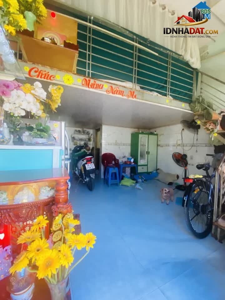 Ảnh Bán nhà Đường Độc Lập, Tân Phú - DT 80m2 (4 x 20)m- Hẻm xe hơi 7c vào nhà 1