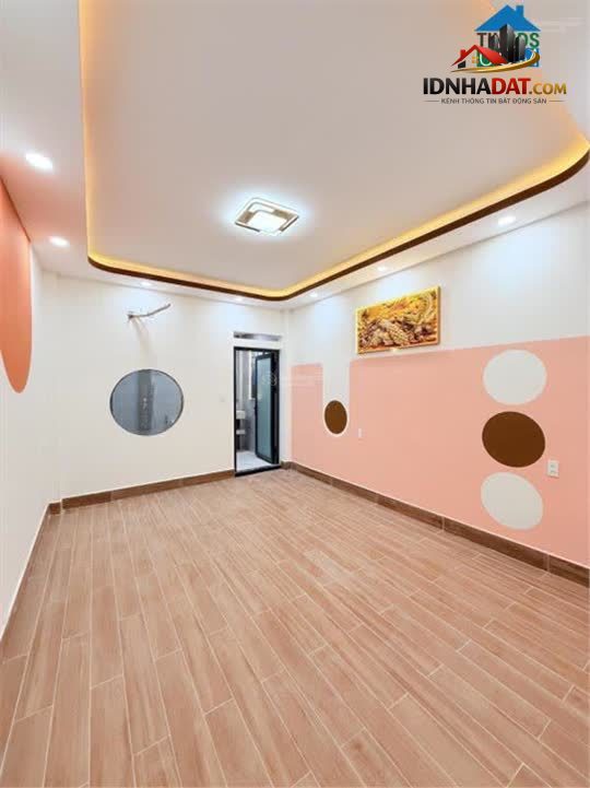 Ảnh Gấp bán nhà Dương Văn Dương Tân Phú 65m2 5,95 tỷ hẻm Ô Tô Gần Aeon SHR Alo Chính Chủ 4