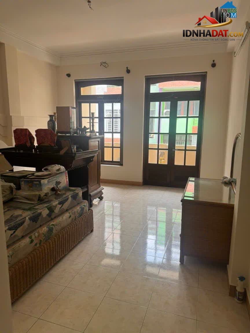 Ảnh **Bán nhà 27/34 Cộng Hòa, phường 4 Tân Bình (4,5x19) 4 tầng chỉ 14 tỷ? 1