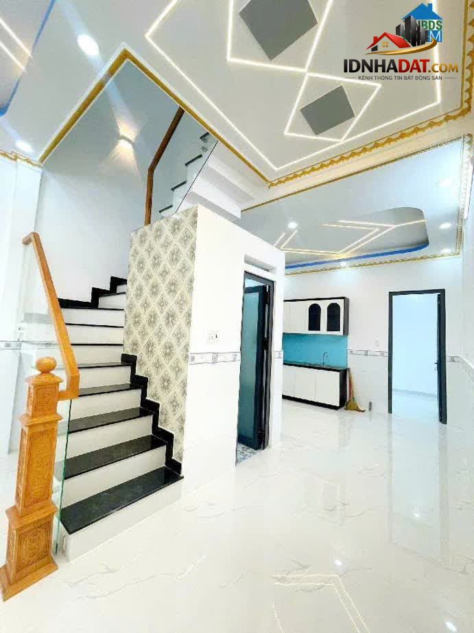 Ảnh Nhà Đẹp Bình Tân, Gần Lê Văn Quới, 60m2, Hẻm Xe Hơi 6m, Chỉ 5,X Tỷ 2