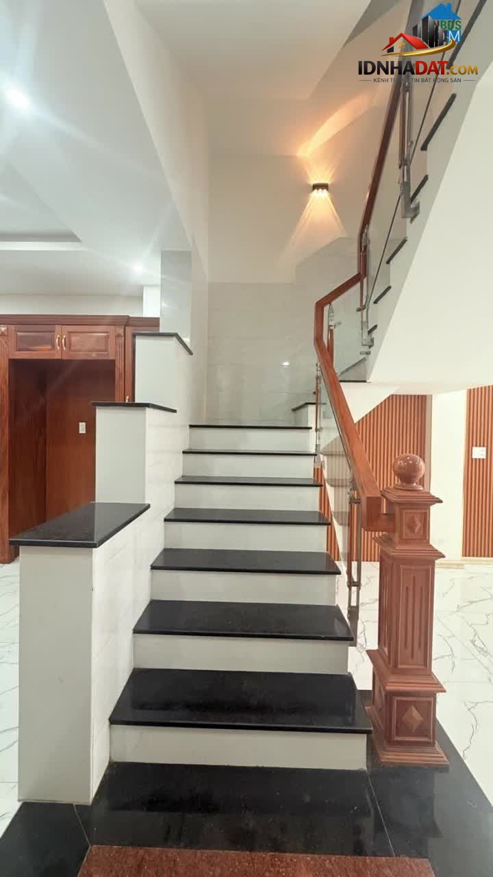 Ảnh Bán Nhà - Lý Tưởng – BHH A – Bình Tân – 4.5 x 18 – 5 T – 6 Pn – Ô Tô Ngủ – 7.x Tỷ 3