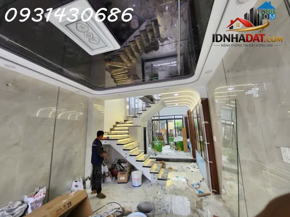 Ảnh Chính chủ gửi bán gấp nhà 5 tầng ngay chợ Lê Đình Cẩn – Sổ riêng vuông vức 1