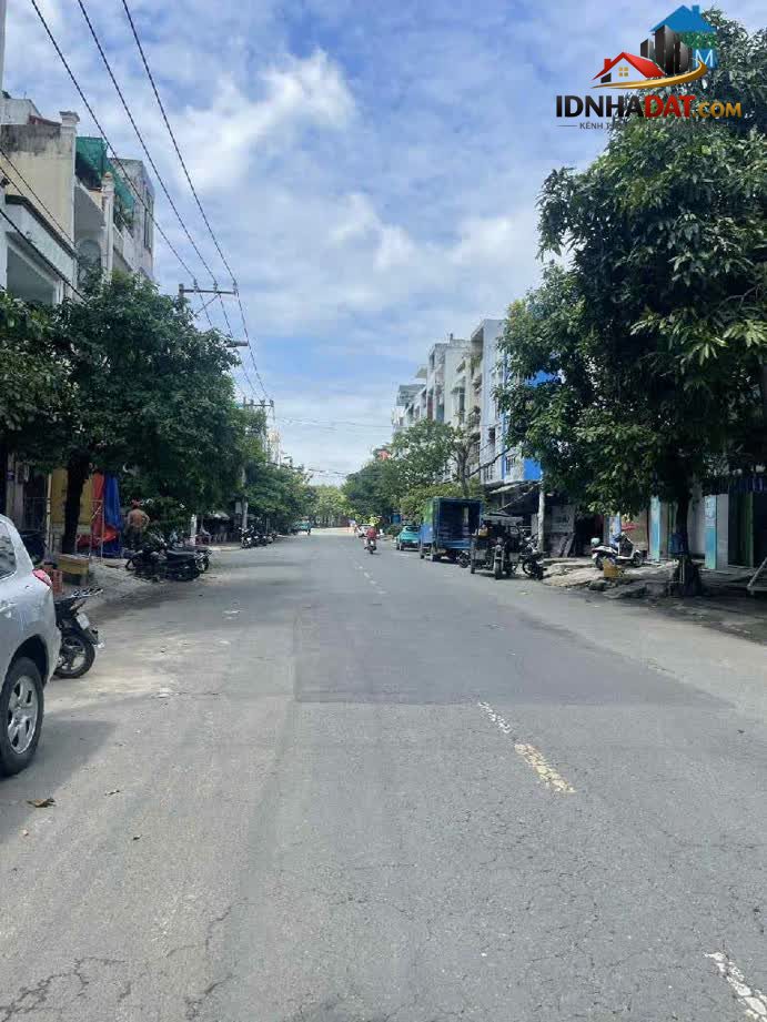 Ảnh Mặt Tiền Kinh Doanh Sầm Uất – Khu Tên Lửa – 3 Tầng – Nhỉnh 7 Tỷ 3