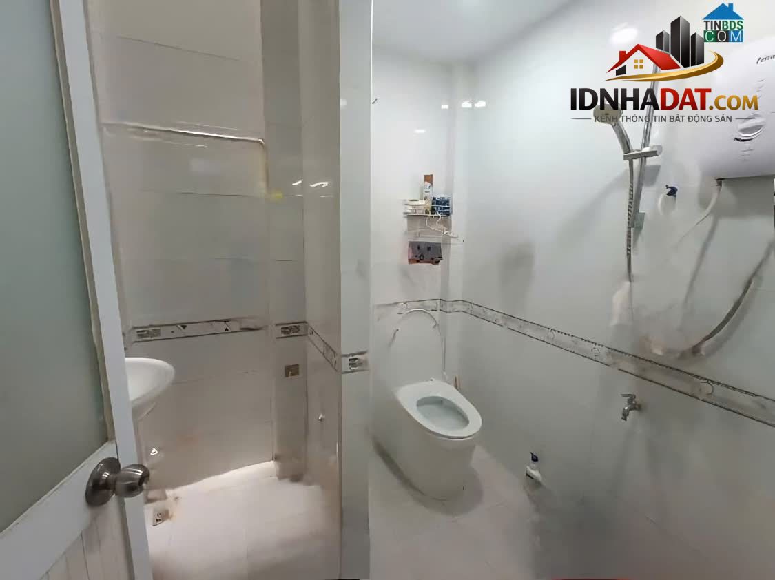 Ảnh Đồng Đen – Ngang Khủng 7.3m – Nhà 2 Tầng Hẻm 4M Thông – Chỉ 11.X Tỷ 2