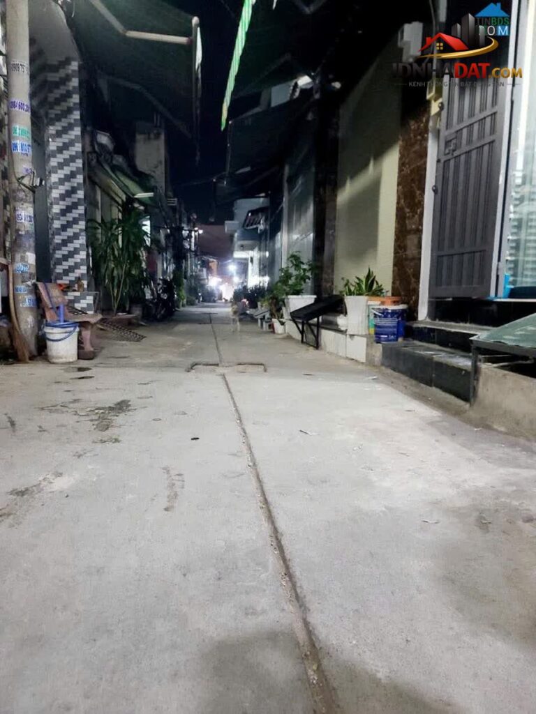 Siêu Phẩm An Lạc – Nhỉnh 4 Tỷ Chút – 52M2 (4×13) – Hẻm Xe Hơi 5M – 2 Tầng – Cách Vài Căn Ra Hẻm…