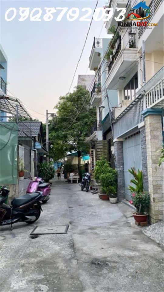 Ảnh BÁN NHÀ HXH Lê Trọng Tấn, Tân Phú - 77m², 4PN, Giá chỉ 5.9 tỷ - SHR, Cực hiếm! 2