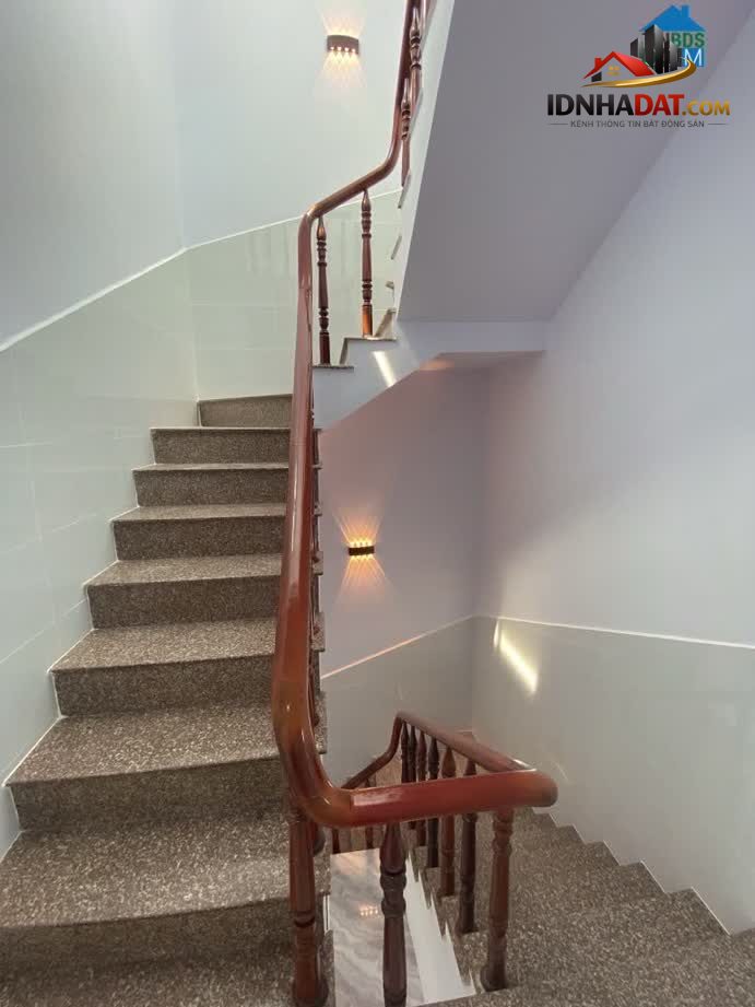 Ảnh Bán Nhà Tỉnh Lộ 10 Bình Tân - Xe Hơi Ngủ Trong Nhà - 3 Tầng Btct 115m - 6.1 Tỷ 1