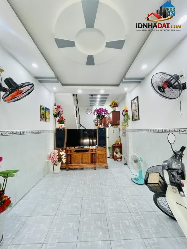 Giáp Lê Thúc Hoạch – Bình Tân – 30M2 – 2PN 2WC Chỉ 3.45 Tỷ