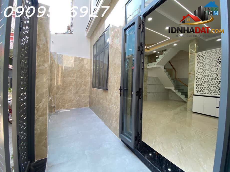 Ảnh Bán Nhà Bình Tân Gần Lê Đình Cẩn – Hẻm Xe Hơi Đậu Cửa – 2pn, 2WC – Nhà Mới, Sổ Chuẩn Chỉ 3 Tỷ Hơn 3