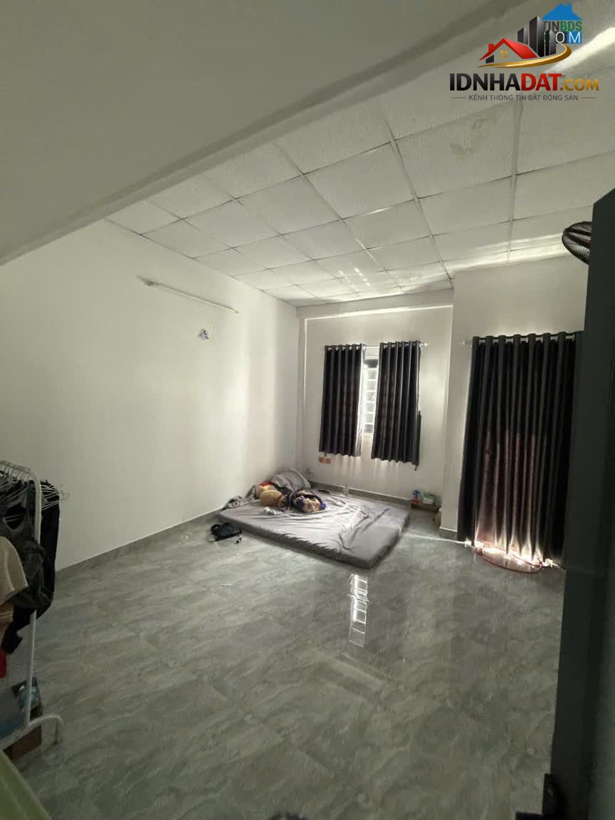 Ảnh Ngộp bank ra gấp nhà 3 tầng hẻm 7 chỗ tận nhà, 48m2 chỉ 7ty5, Tân Phú 4