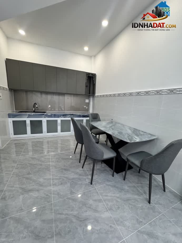 Ảnh Cơ Hội Sở Hữu Nhà Đẹp Cho Cặp Vợ Chồng Trẻ Giữa Lòng Tân Bình – 39M2 – 2 Tầng - Giá 3.95 2