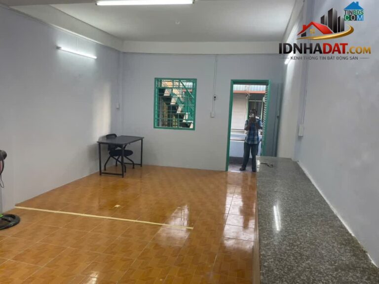 Chính Chủ Bán Căn Hộ Tập Thể Mặt Tiền Lê Văn Sỹ, Phường 1, Quận Tân Bình