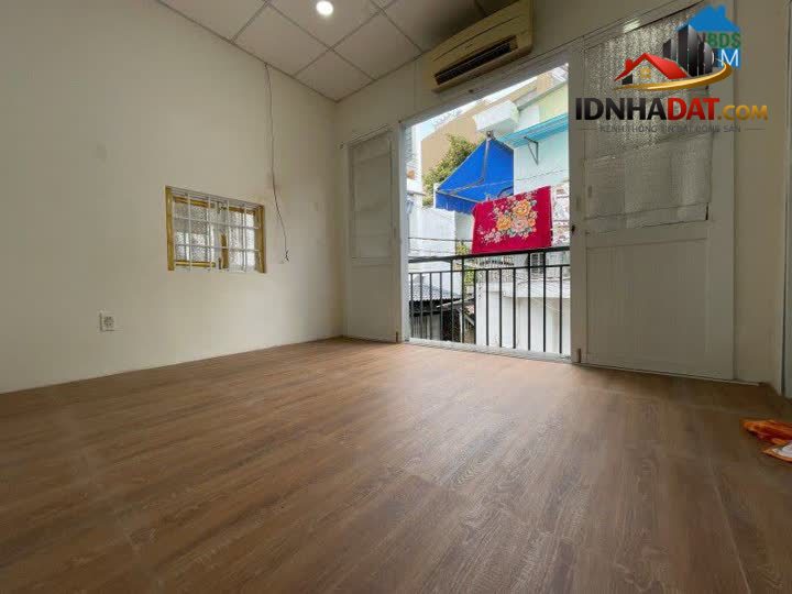 Ảnh Hẻm kinh doanh vip Sân Bay, Ngang 4.5m, đang cho thuê 25tr/tháng 3