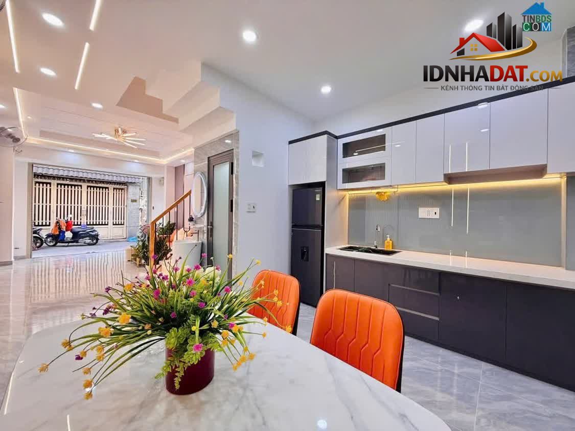 Ảnh Trần Thị Trọng - Tân Bình - Hẻm Xe Hơi - 40M2 - 3 Tầng 4PN 3WC - Giá 6.25 Tỷ 2