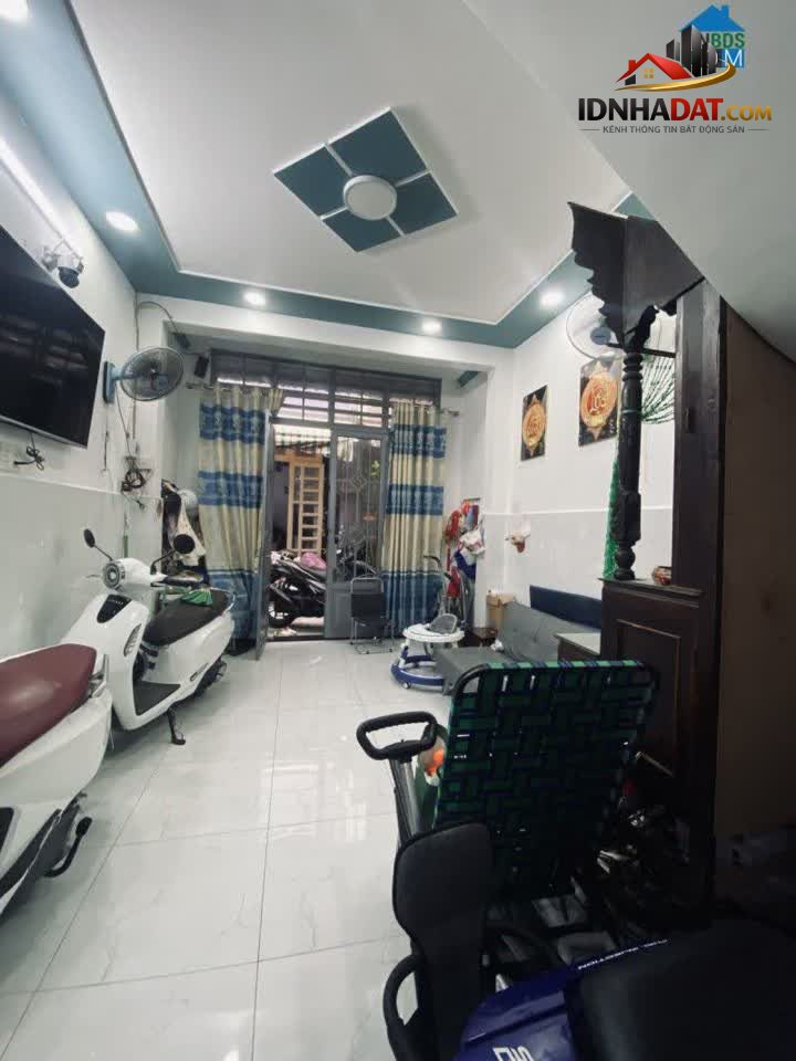 Ảnh Tân Phú - 3,5x10 - HXH 4 Chỗ Trãi Nhựa - Sổ Hồng Hoàn Vuông A4 - 4.05 Tỷ 1