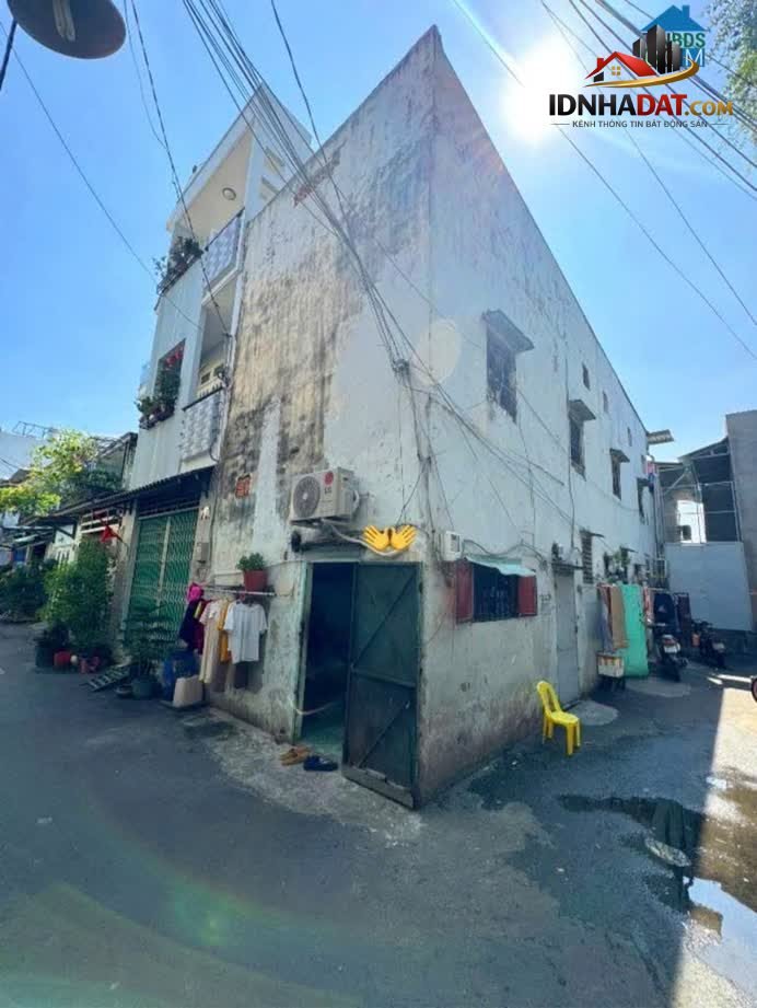 Bán CHDV Quận Bình tân, dòng tiền 12 triệu, DT 52m2 giá chỉ 4 tỷ hơn.