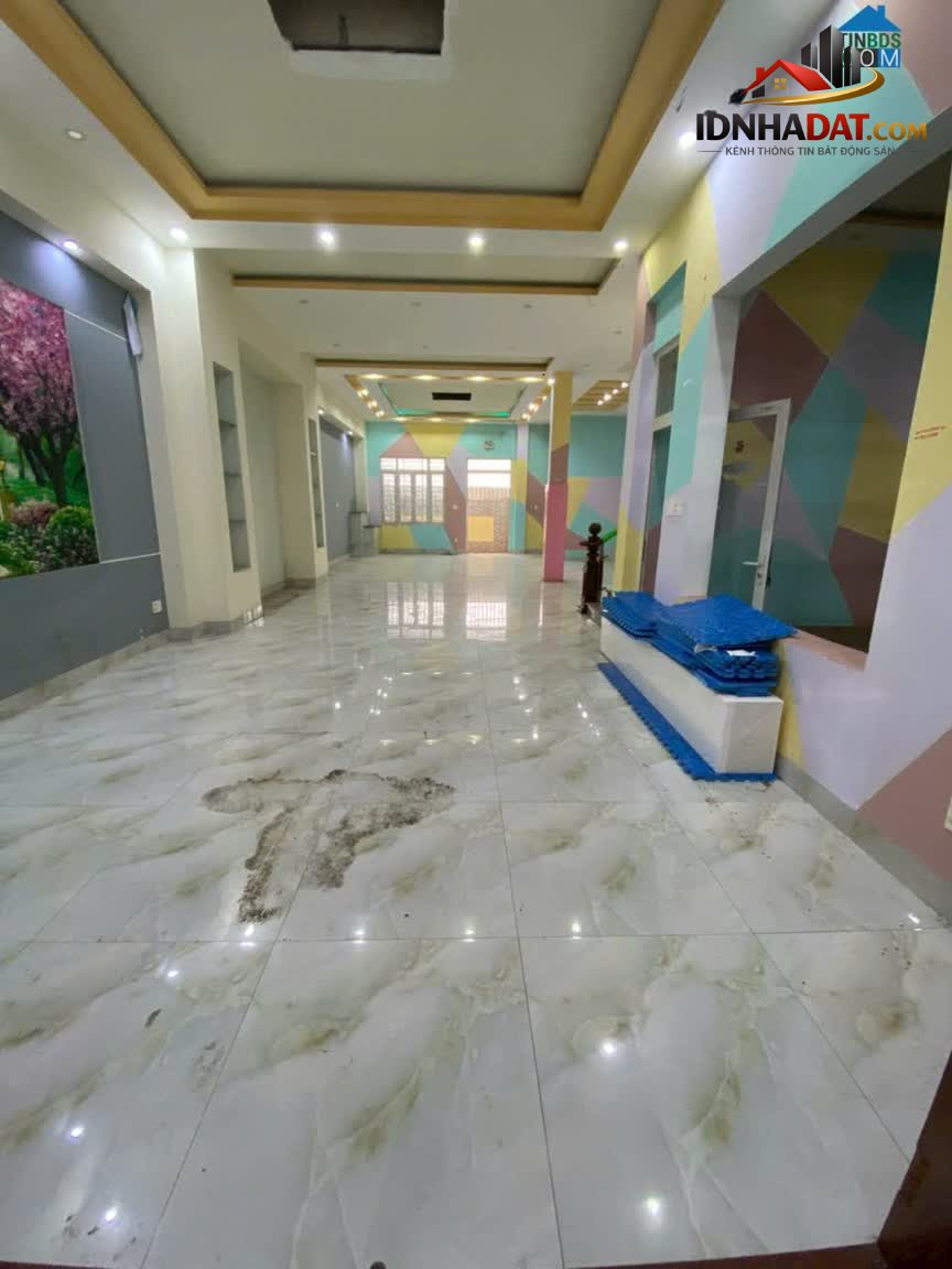 Ảnh Bán gấp nhà mặt tiền kinh doanh Lê Văn Quới - Bình Tân. 3