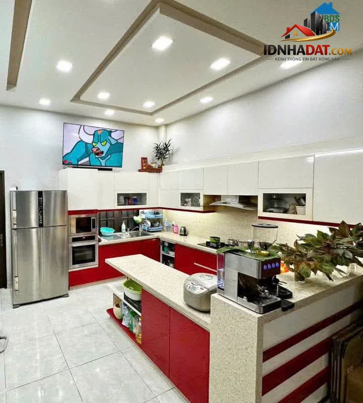 Ảnh Bán nhà 4 lầu mái Thái 100m2(5x20) ngay chợ Phạm Văn Bạch HXT thông có GARA chỉ 13 tỷ. 3