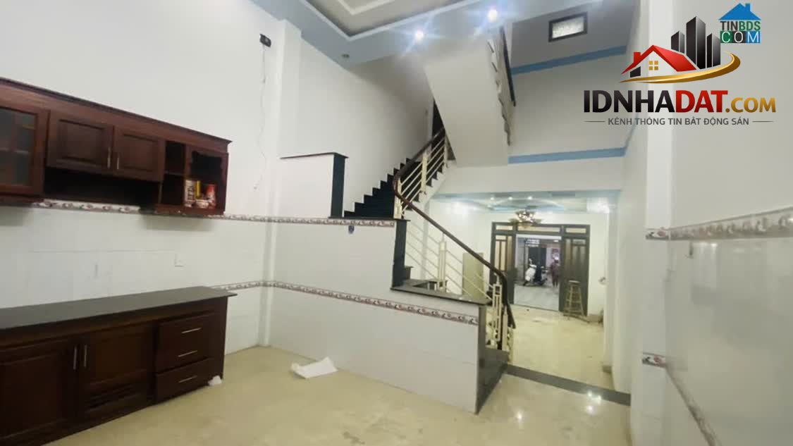 Ảnh Bán Nhà To Giá Tốt DT Khủng 4.2m X 27M -3t-5pn -Hoàn Công Đủ -Hẻm 8m- Liên Khu 5-6 Bhhb, Bt, 5.8 Tỷ 2