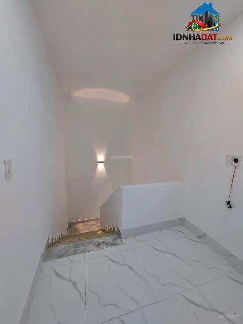 Ảnh Bán nhà HXH Bờ Bao Tân Thắng TP 4.2x10.3m2 4T BTCT gần chợ, AEON giá 5 tỷxx 2