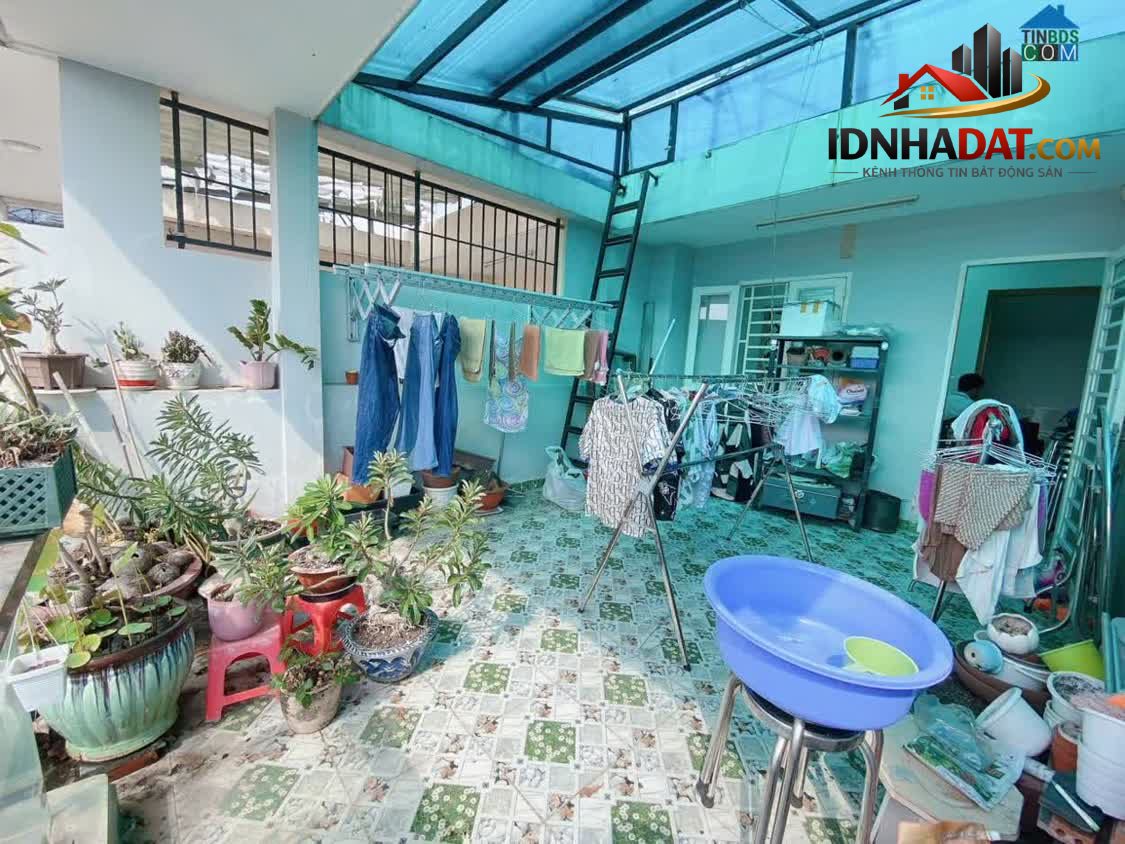 Ảnh Nhà 4 Tầng Mới Ở Ngay - Hẻm Rộng Hơn 6M 4 Chỗ Quay Đầu - Hơn 5 Tỷ 3