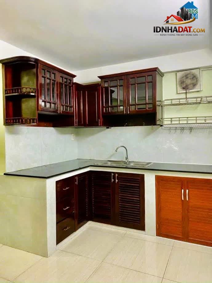 Ảnh Tân Phú – Mặt Tiền – 3 Tầng – 4.7x10 – Gần Chợ Tân Hương – Nhỉnh 6 Tỷ 1