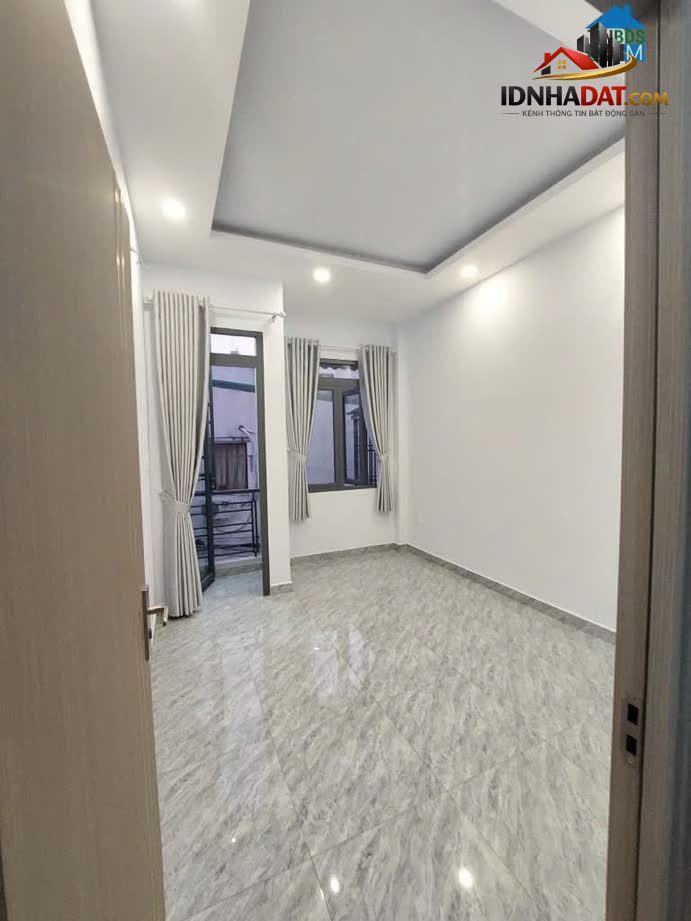 Ảnh Lê Văn Quới, Sát Mặt Tiền, Hẻm Đẹp 4M Thông, 40m2, 2 Tầng 2pn, Sổ Hoàn Công Đủ, Tặng Nội Thất... 2