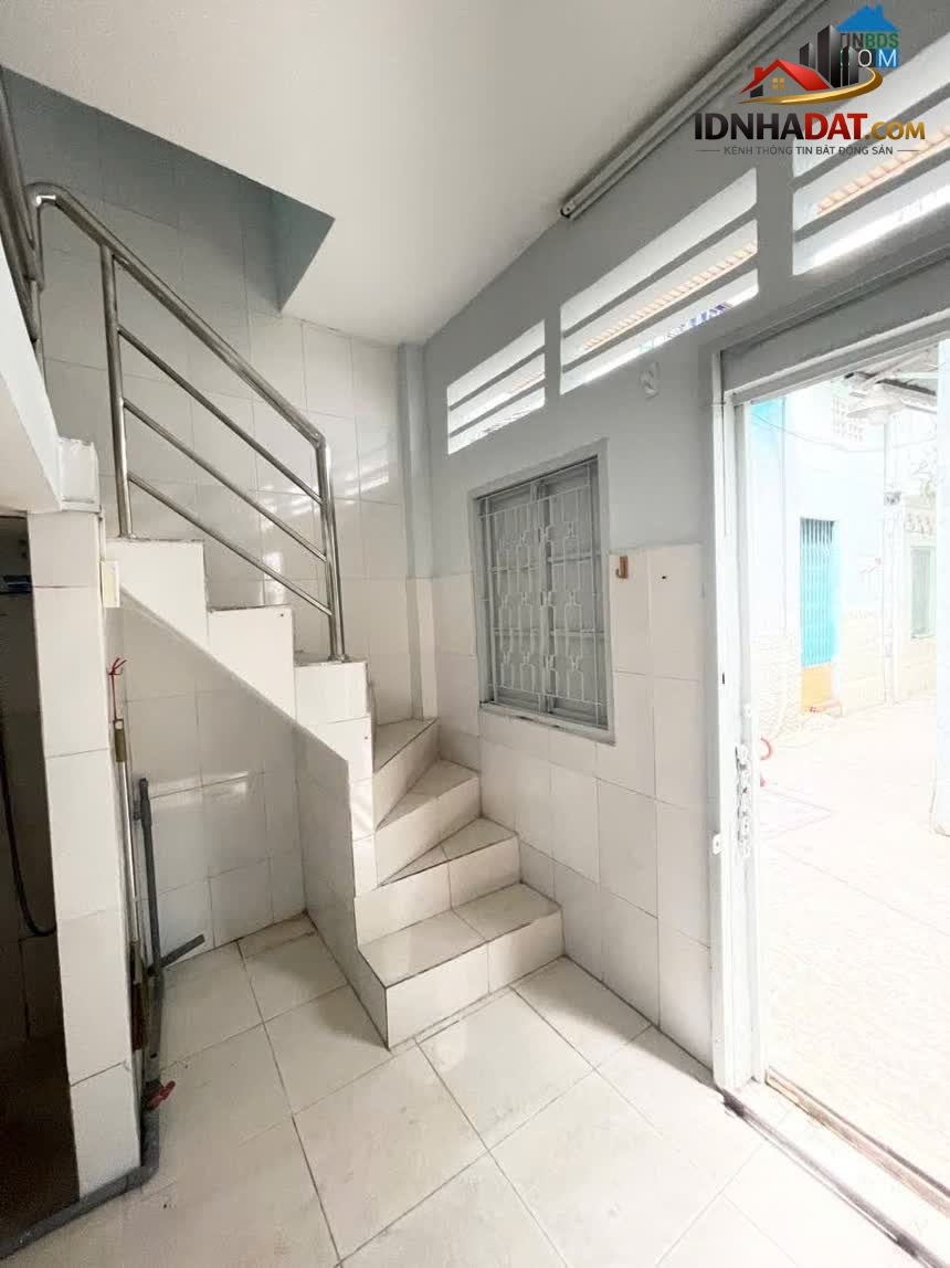 Ảnh HBG Lạc Long Quân - Tân Bình, nhà nhỏ dễ mua dễ ở, 2 tầng, chỉ 1,6 tỷ. 1