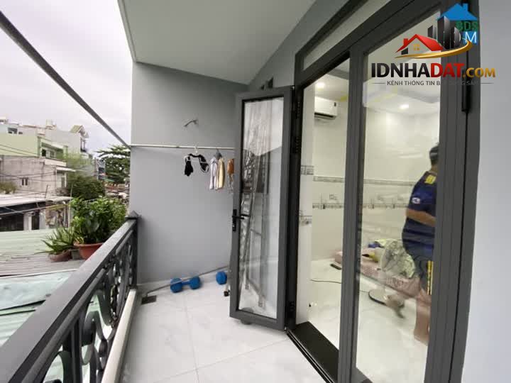 Ảnh Chỉ có 4,5 Tỷ sở hữu ngay nhà 2 tầng, 96m2 ngang 5m, hẻm oto ngay Nguyễn Minh Hoàng P12 Tân Bình 2