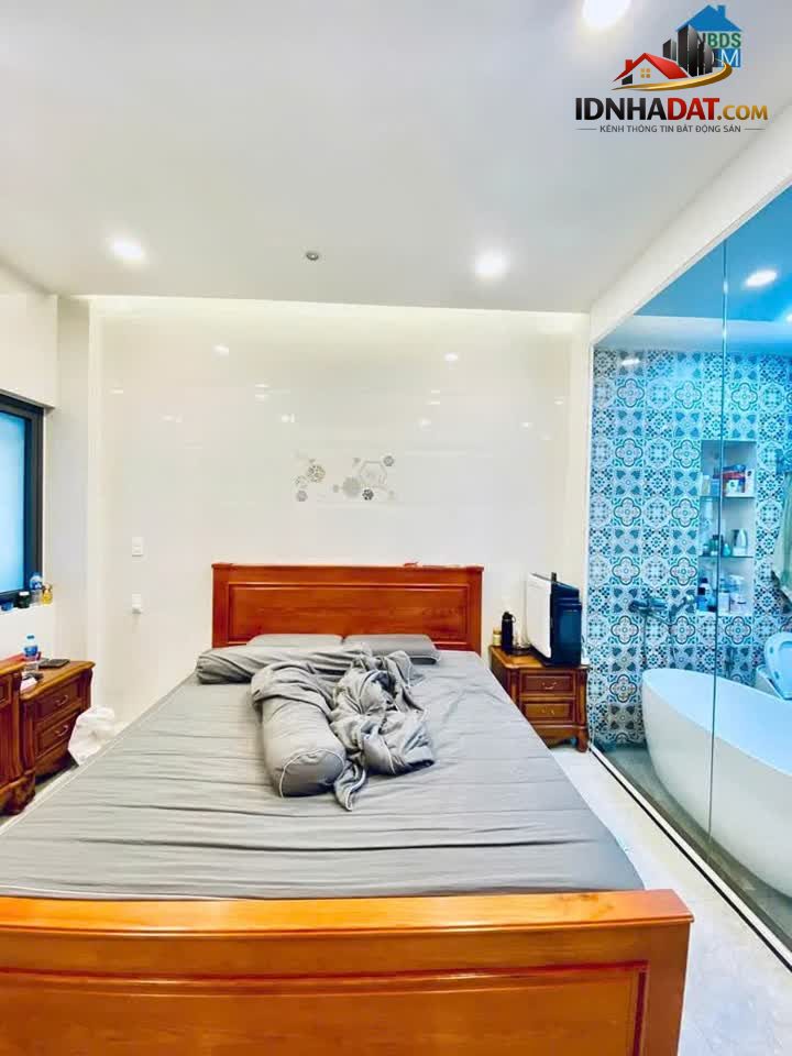 Ảnh Bán Nhà 3 Tầng, 52m2, Phạm Văn Bạch, Tân Bình , HXH 8M Thông - Giá 6.9 Tỷ - Sổ Đỏ Chính Chủ 4