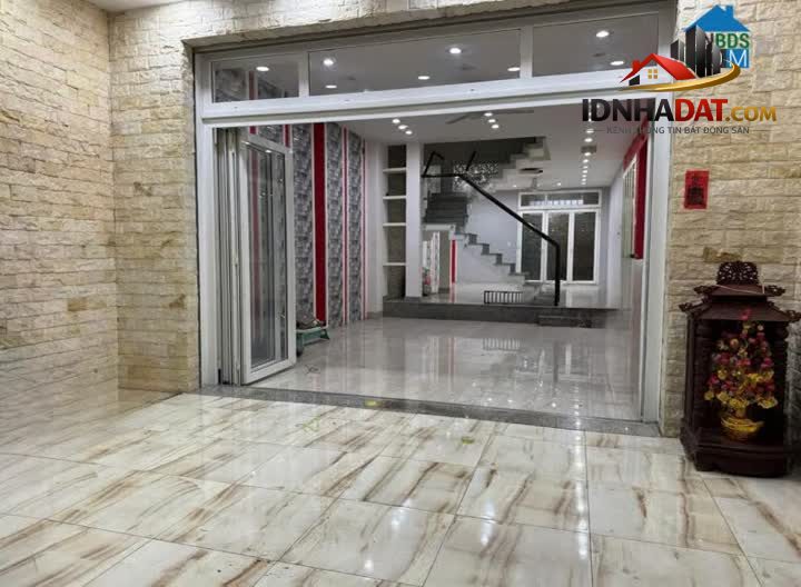 Ảnh Chỉ 15 tỷ có nhà 4 tầng mới HXH Trường Chinh 105m2 ngang 5.2m gần chợ Hoàng Hoa Thám. 3