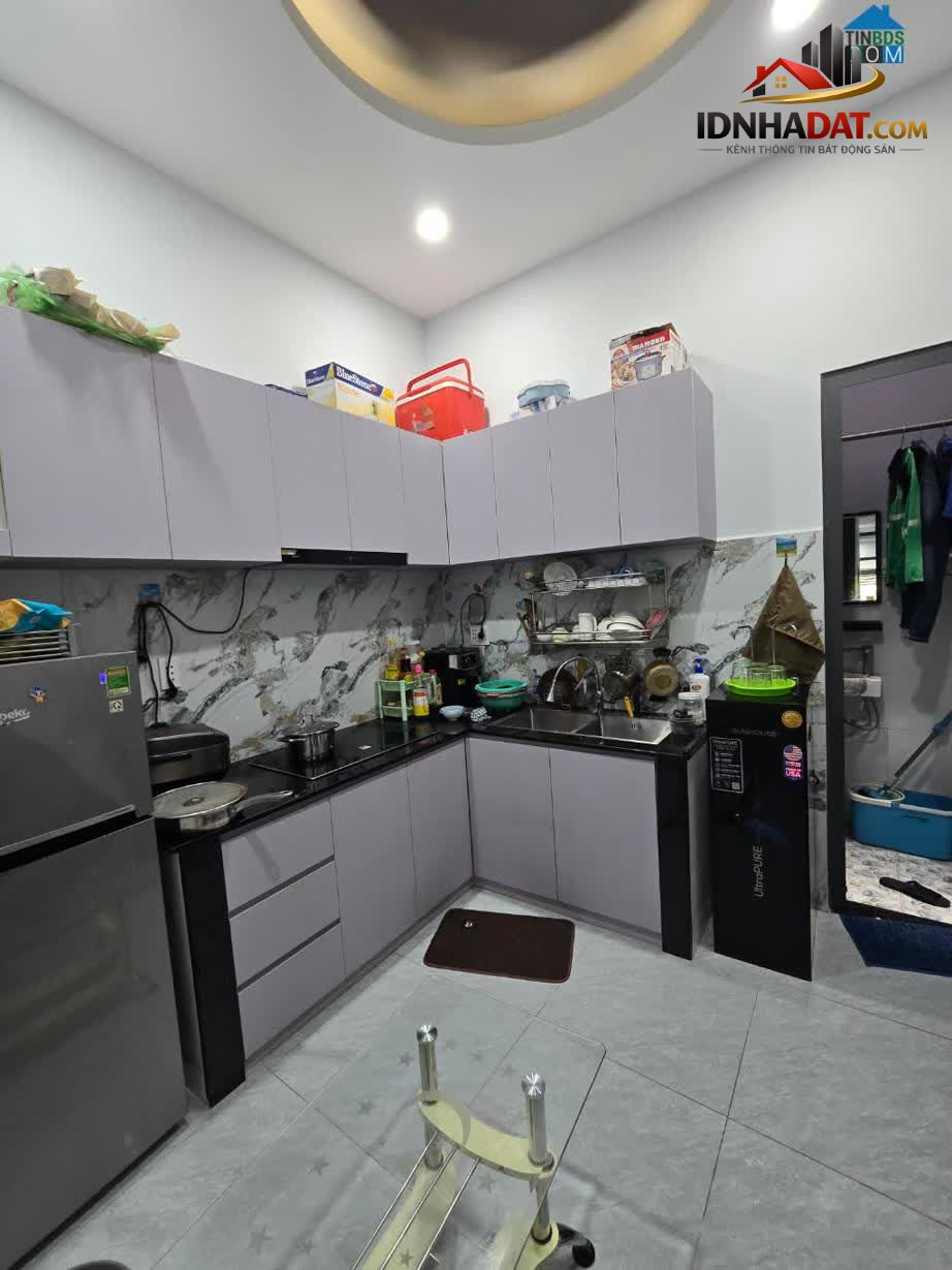 Ảnh Hẻm Xe Hơi Thông, 51m2, 2 Tầng, Bờ Bao Tân Thắng Giá 5.2 Tỷ 1