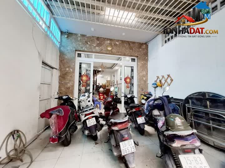 Ảnh Bán Nhà Tân Bình Giáp Quận 10, 105m2, Hxh, 4 Tầng, Giảm 1 Tỷ. 1