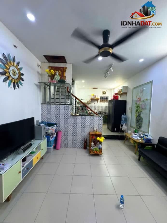 Ngay Trương Phước Phan – Lê Văn Quới, Nhà 2 Tầng 2pn, 32m2, Hẻm Thông, Sát Mặt Tiền, Giá Nhỉnh 3 Tỷ