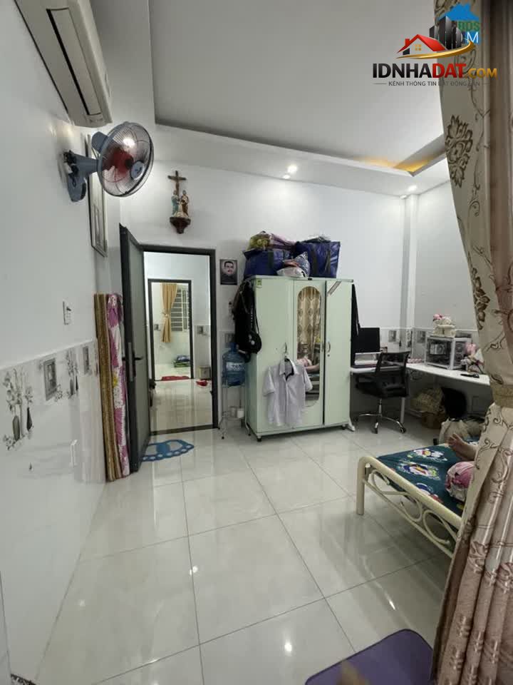 Ảnh Ngay Mặt Tiền Miếu Bình Đông - Gần Ngã Tư 4 Xã - Nhà 2 Tầng 2PN - Sổ Nở Hậu Tài Lộc - Giá Nhỉnh 4 Tỷ 3